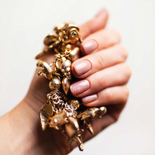 Le Vogue Nails And Spa Get In Touch!